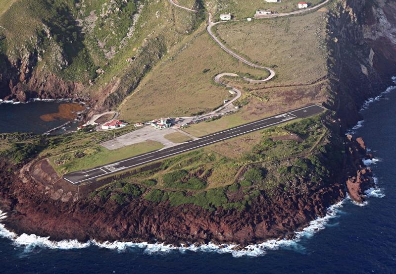 Juancho E. Yrausquin Airport, Saba Island